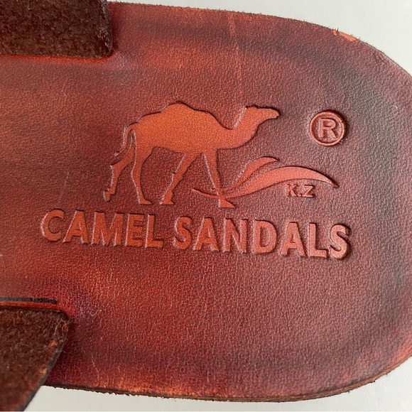 Camel Sandals reddish brown leather crossover strappy sandals, women’s. - Picture 9 of 10